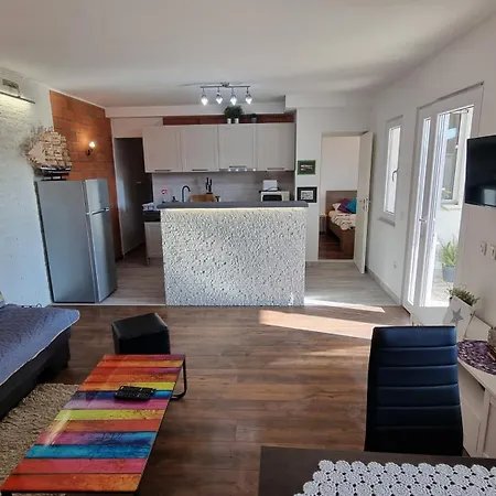 Astra Apartman