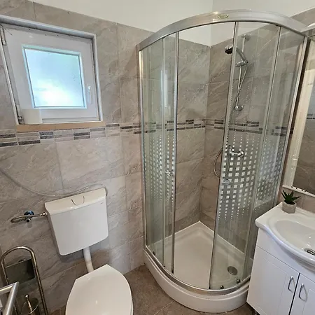 Apartament Astra