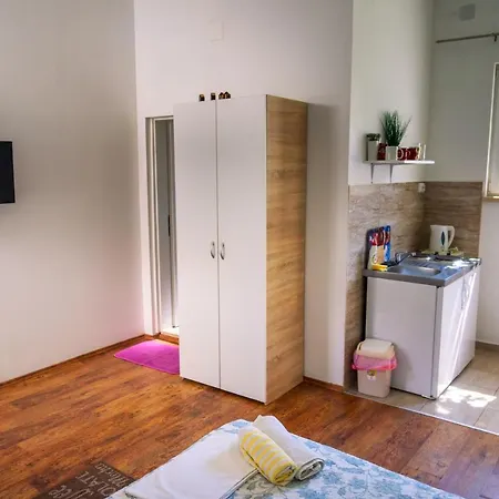 Astra 杜布罗夫尼克